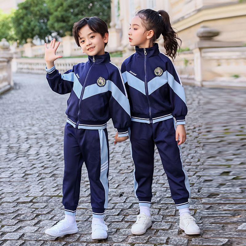 幼儿园校服正面
