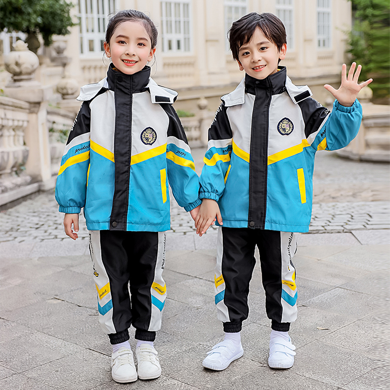 男女同款校服展示图，校服厂家