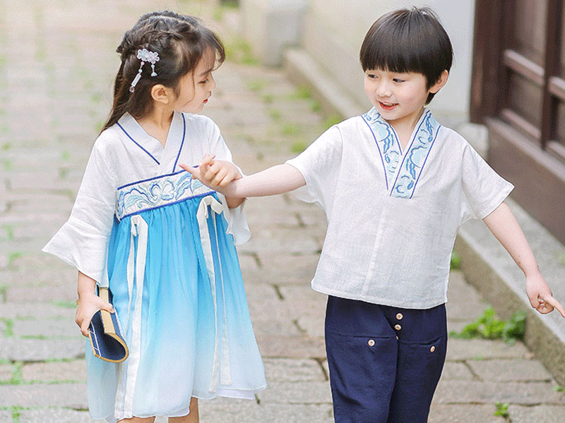 民族风校服定做