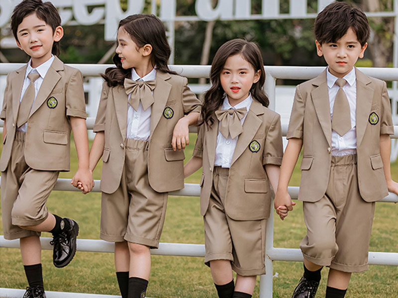 日韩系校服定制