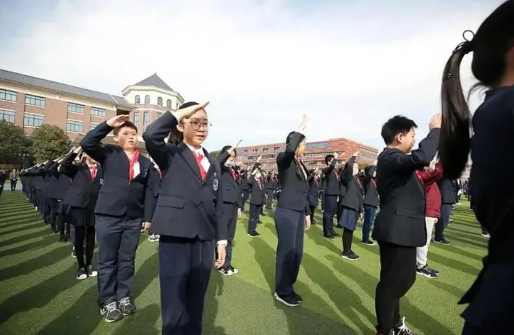 苏州国际学校校服展示