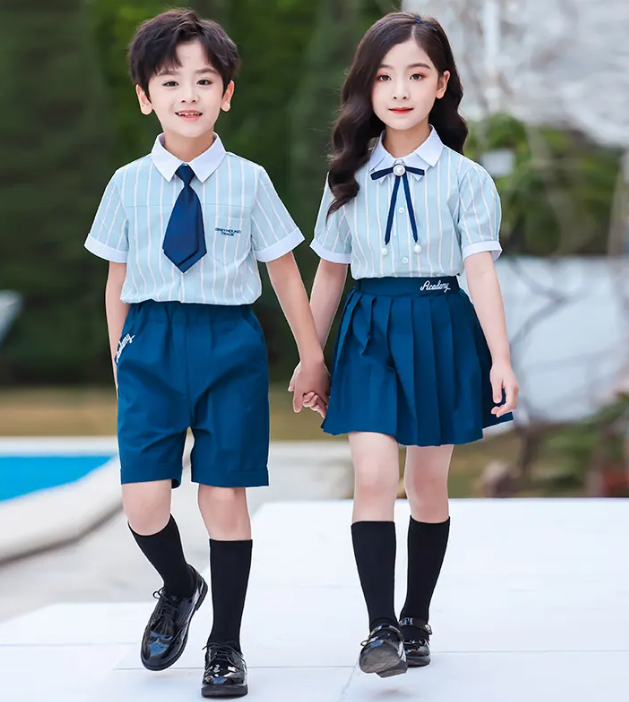 男女款夏季校服展示