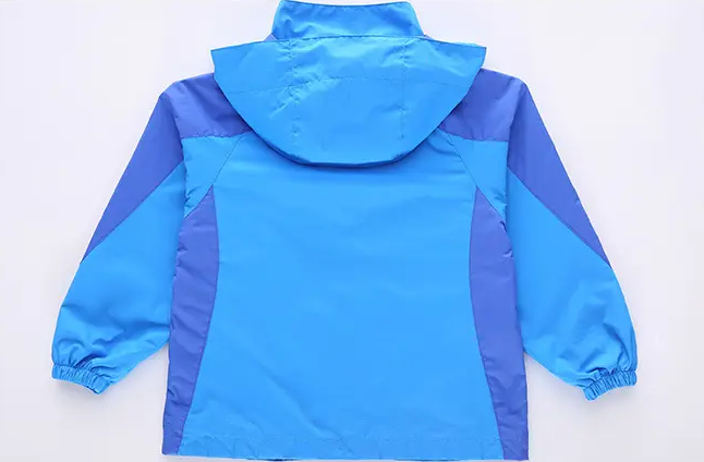 冲锋衣校服背面