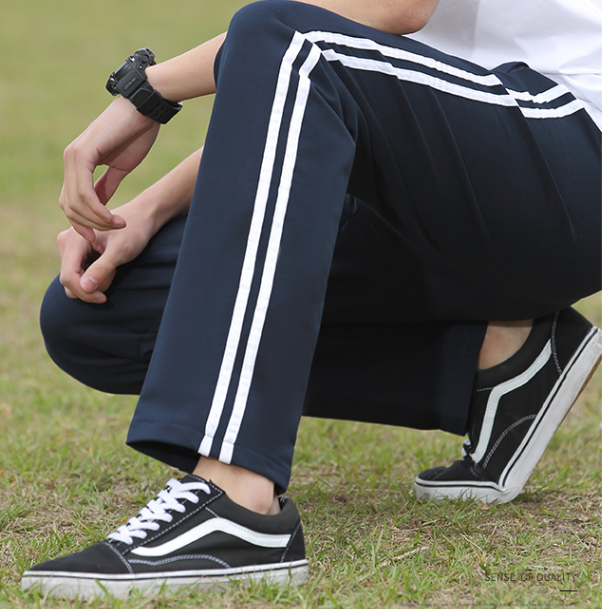 校服染上黑墨水如何洗