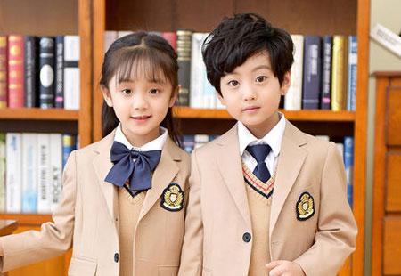 春秋幼儿园小西服套装